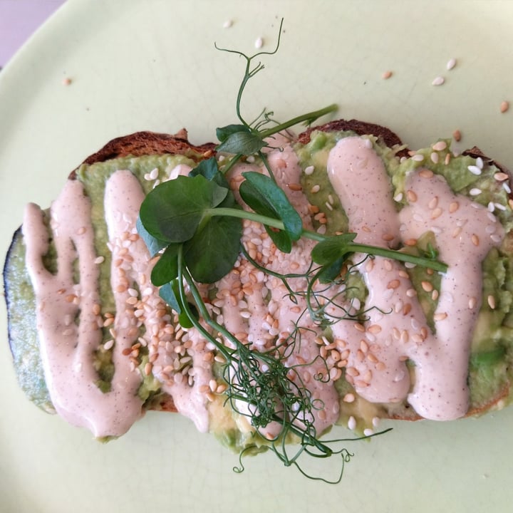 review photo of Lexi's Healthy Eatery Avo on toast shared by @jesscaga on 06 Jun 2021 - review