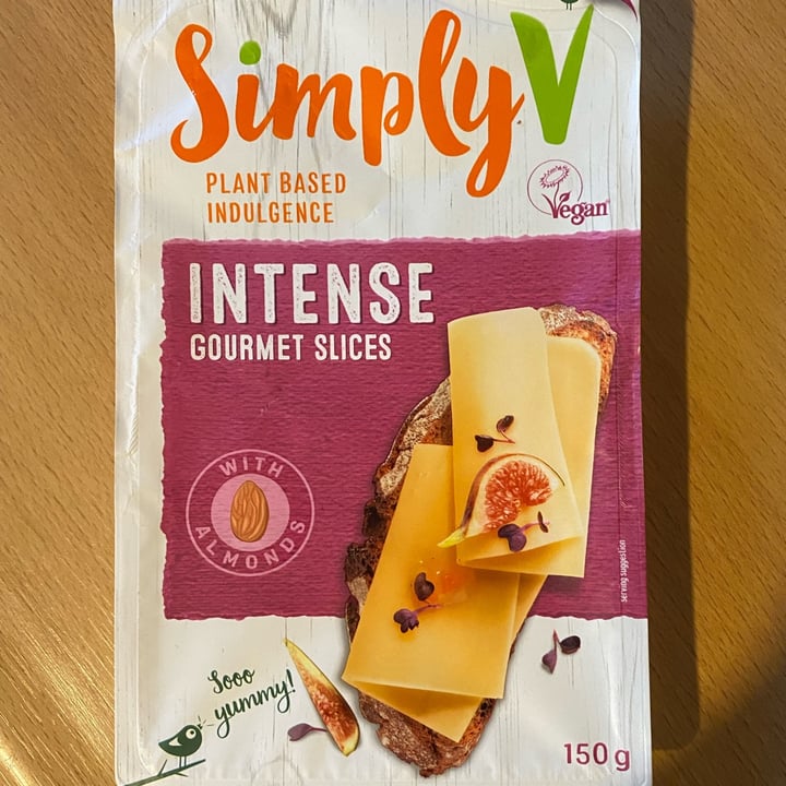 photo of Simply V Intense Gourmet Slices shared by @lindagr on  01 Nov 2022 - review