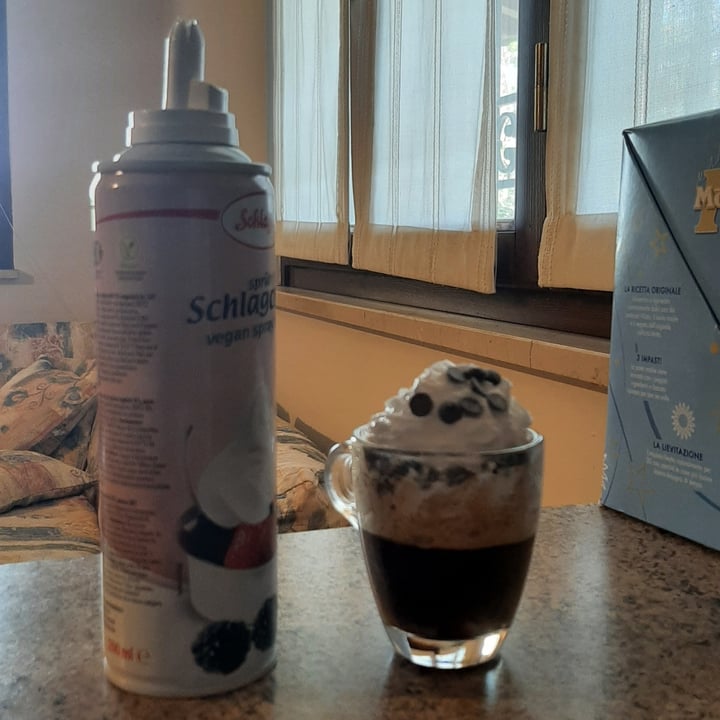 review photo of Schlagfix Schlagcrème Vegan Spray Topping shared by @gloriarota on 08 Apr 2022 - review