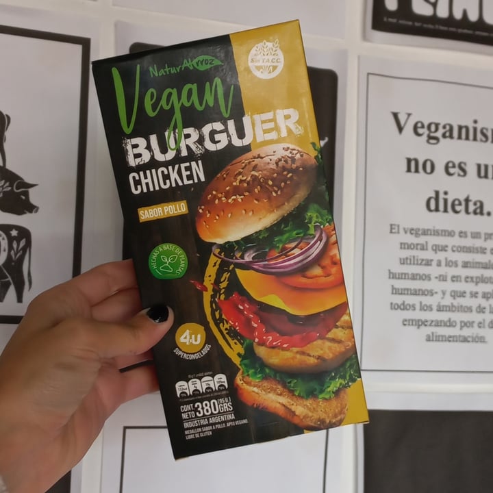 photo of Naturalrroz Vegan Burger Chicken shared by @calabazaculturalok on  03 Jun 2022 - review