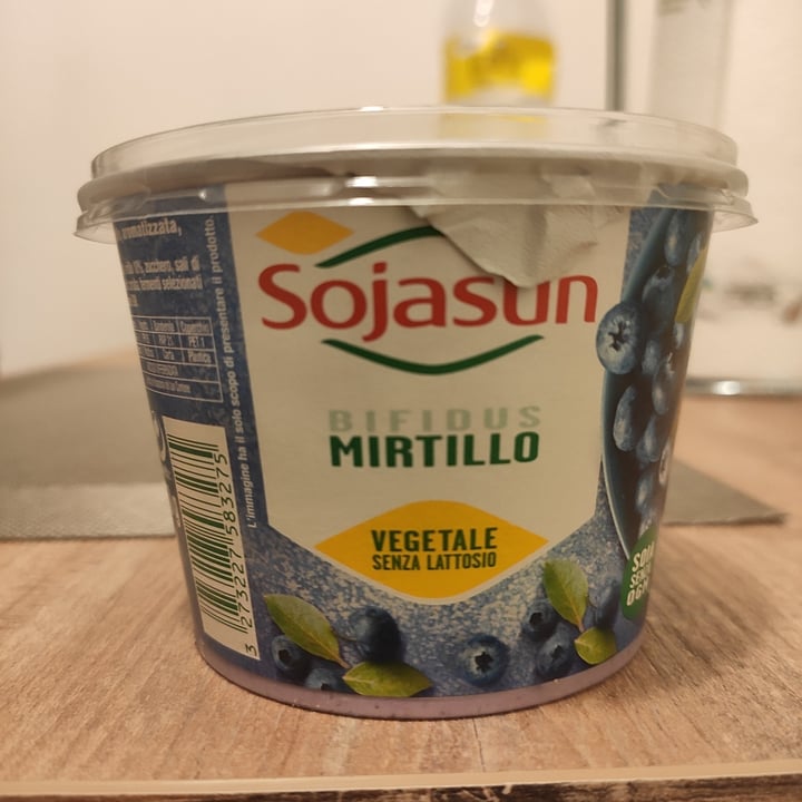 photo of Sojasun Yogurt Bifidus Mirtillo shared by @francibertaz on  23 Mar 2022 - review
