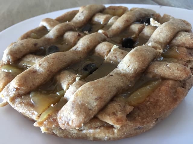 Photo of the dish “Pastafrola de dulce de batata y chocolate”