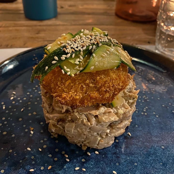 photo of Romeow Cat Bistrot jack fruit in salsa tartara, zucchine marinate al sesamo tostato, pomodori verdi fritti shared by @laupicciotti on  17 Jun 2022 - review