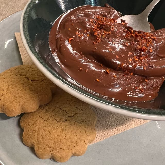 Foto del piatto “Ganache Al Cioccolato Con Peperoncino Di Aleppo”