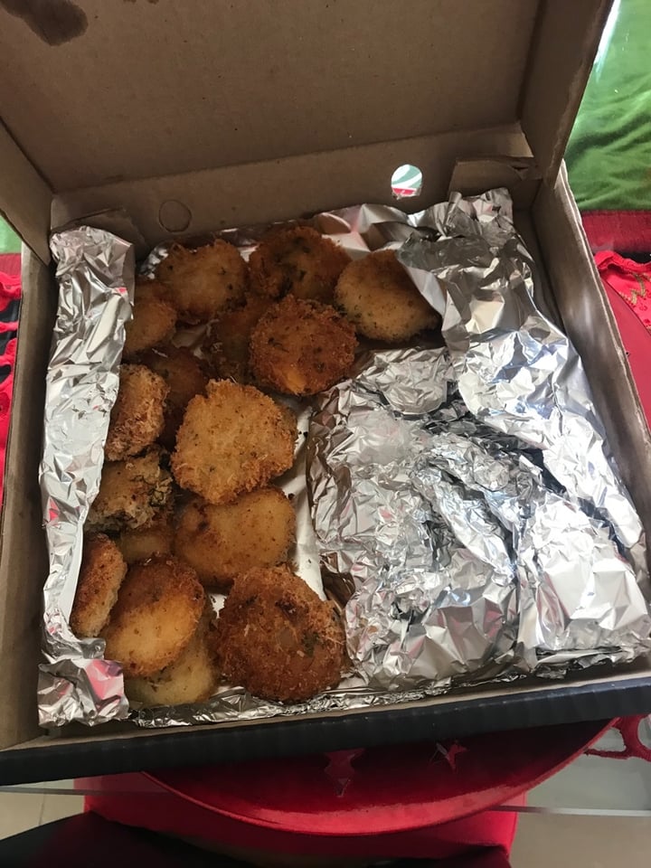 review photo of K-listo Food Arepas De Yuca Con Guacamole shared by @julieincolombia on 06 Dec 2019 - review