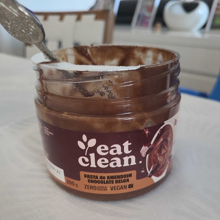 photo of Eat clean Pasta De Amendoim Chocolate Belga shared by @nazinhaaa on  31 Jul 2022 - review