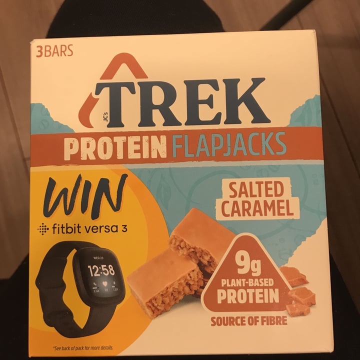 review photo of TREK Protein Flapjack (Salted Caramel) shared by @marianebertan on 23 Nov 2022 - review