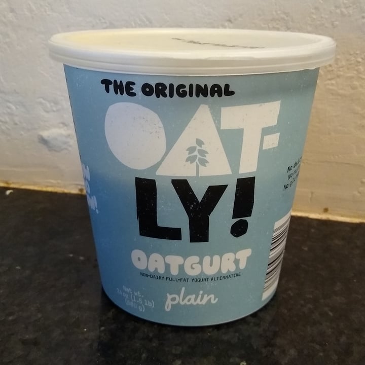 review photo of Oatly Oatgurt Plain shared by @ialarmedalien on 25 Aug 2021 - review