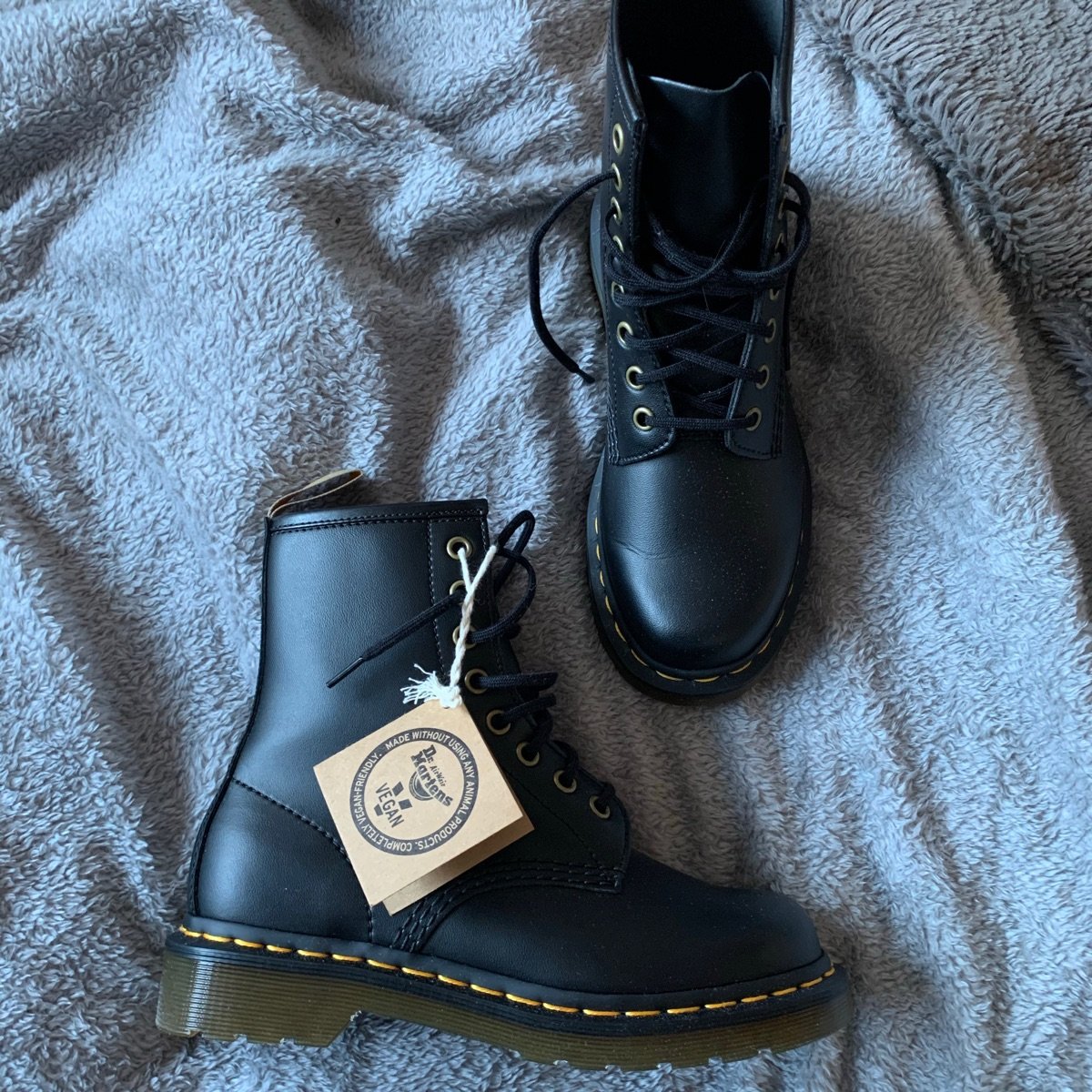 Dr. Martens Reviews | abillion