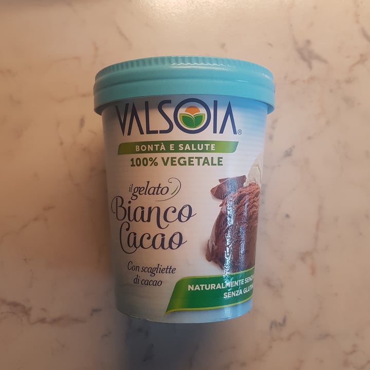 photo of Valsoia Gelato Bianco Cacao shared by @st1la on  02 Jun 2022 - review