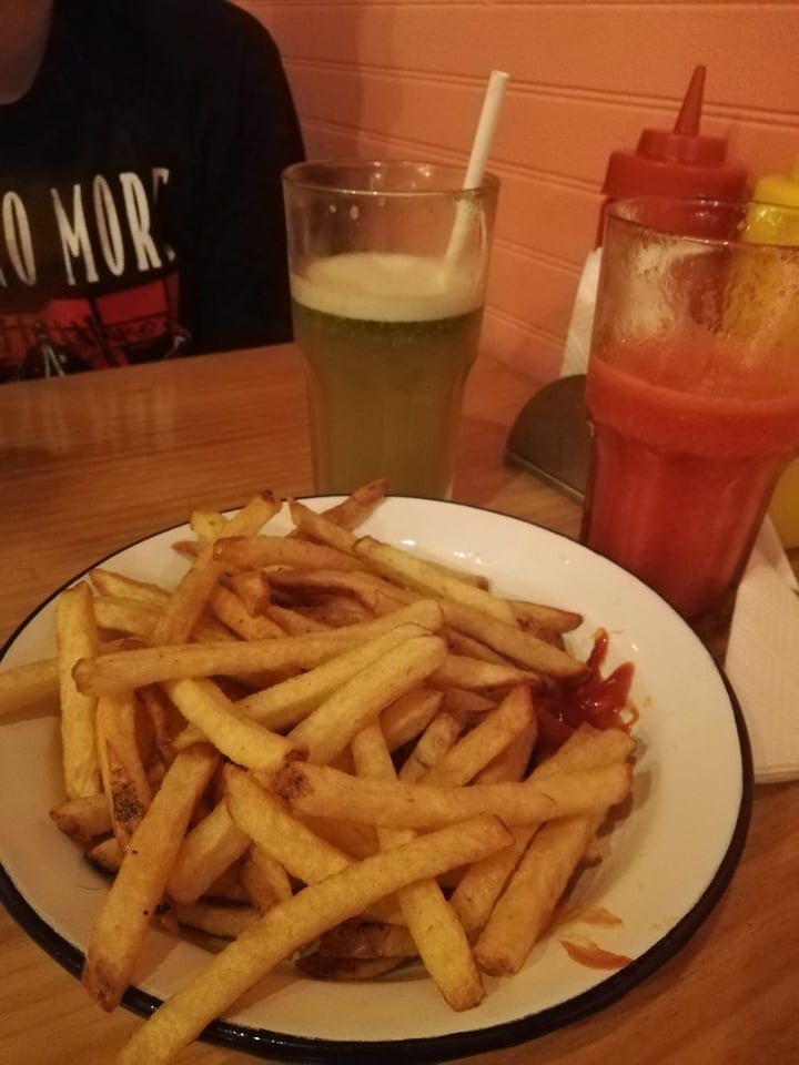 photo of Vurger Joint Papas Fritas shared by @javimayorga on  28 Feb 2020 - review