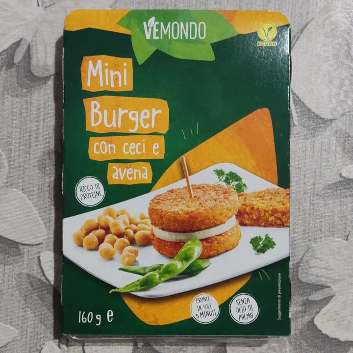 photo of Vemondo Mini Burger con Ceci e Avena shared by @nocciola on  15 Mar 2022 - review