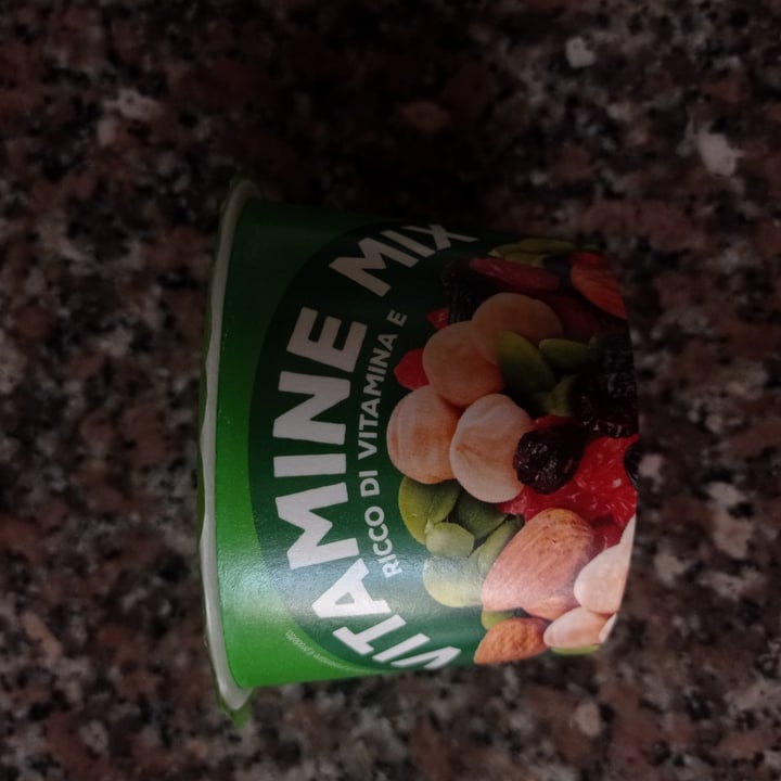photo of Vitamine mix Vitamine mix Ricco di vitamine E shared by @dilesant on  15 Apr 2022 - review