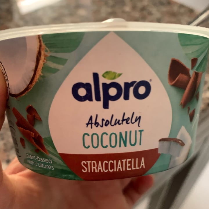 photo of Alpro Absolutely Coconut Stracciatella shared by @effel on  15 May 2022 - review