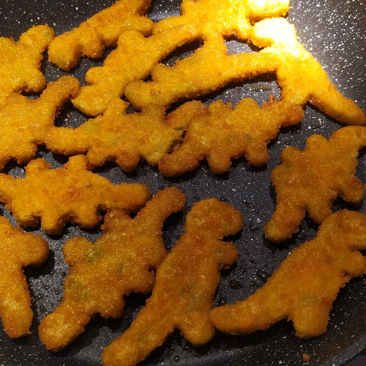 photo of Vemondo  Dino Nuggets shared by @jessyveg87 on  24 Aug 2022 - review