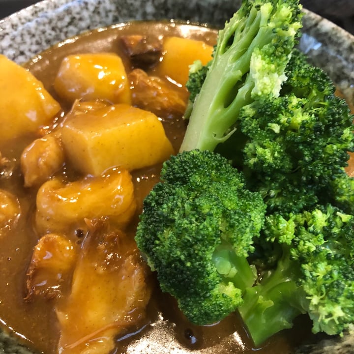 photo of Vegan Bowl Japanese monkeyhead mushroom curry rice shared by @roxtarlette on  15 Aug 2020 - review