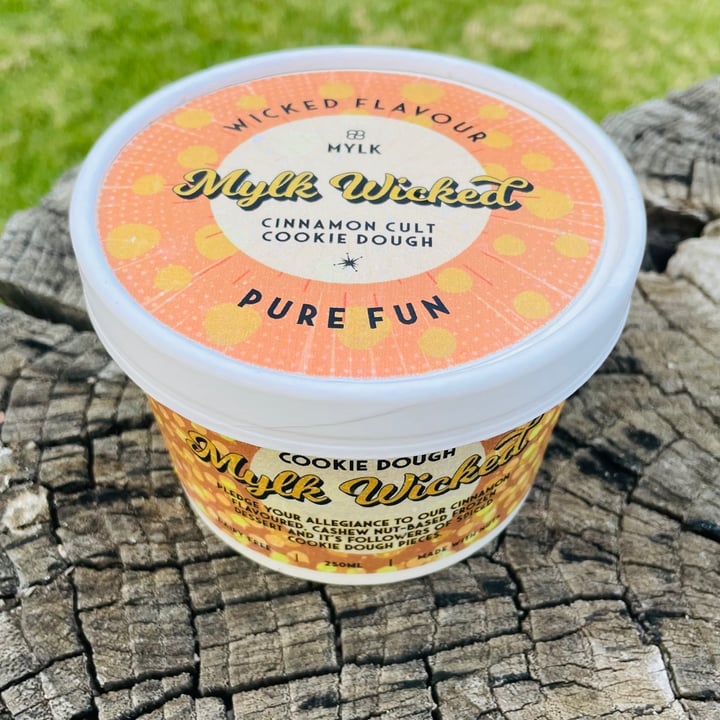 review photo of Mylk Ice Cream Cinnamon Cult Cookie Dough shared by @thegrowthspace on 08 Aug 2021 - review
