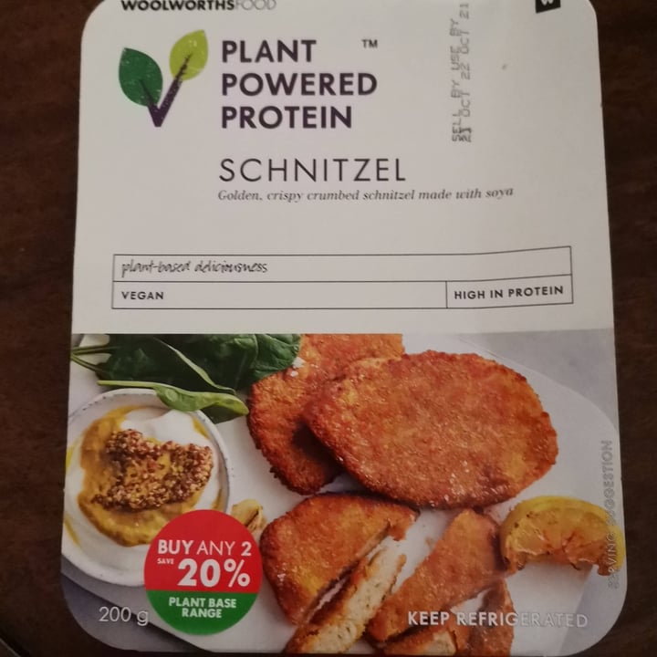 photo of Woolworths Food Plant based chicken schnitzel shared by @leitai on  12 Oct 2021 - review