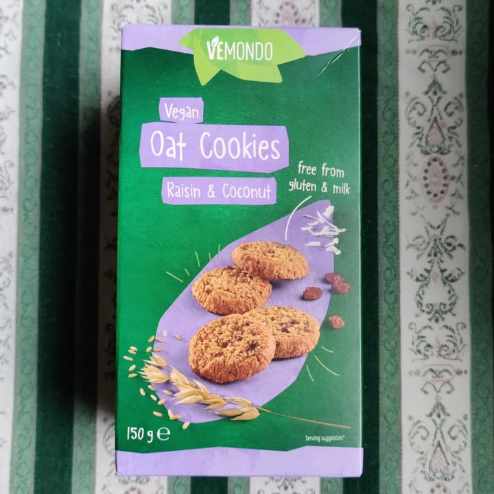 photo of Vemondo Vegan Oat Cookies Raisin & Coconut shared by @fdsouza on  25 Nov 2022 - review