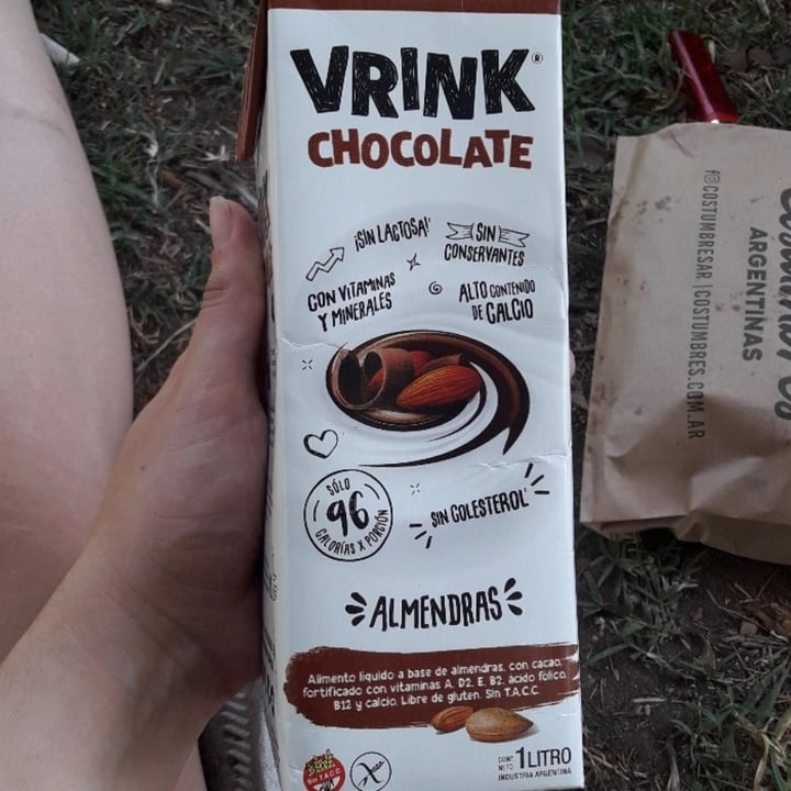 photo of Vrink Vrink Chocolate de Almendras shared by @camideom on  13 Nov 2021 - review