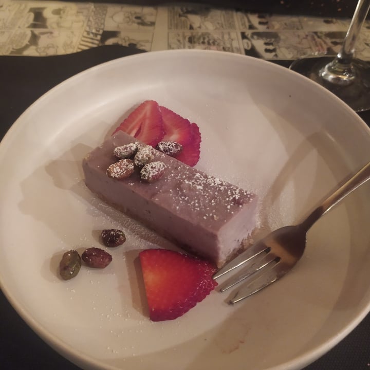 photo of Origami Cheesecake Crudista Alle Fragole E Ibisco (GF) shared by @pech on  04 May 2022 - review