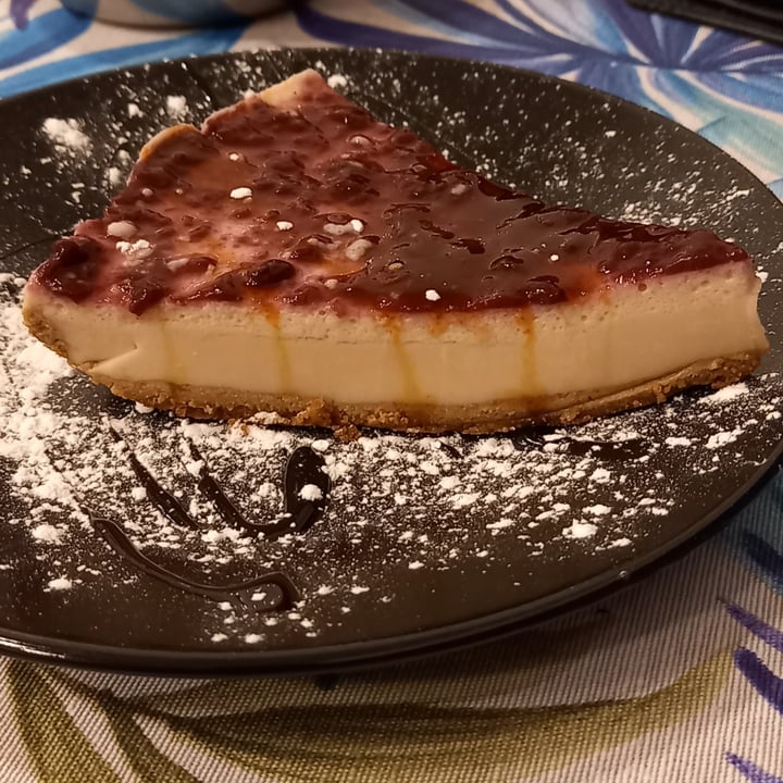 photo of La Galla Tasca Vegana tarta de queso shared by @nuria1987 on  13 Jan 2022 - review