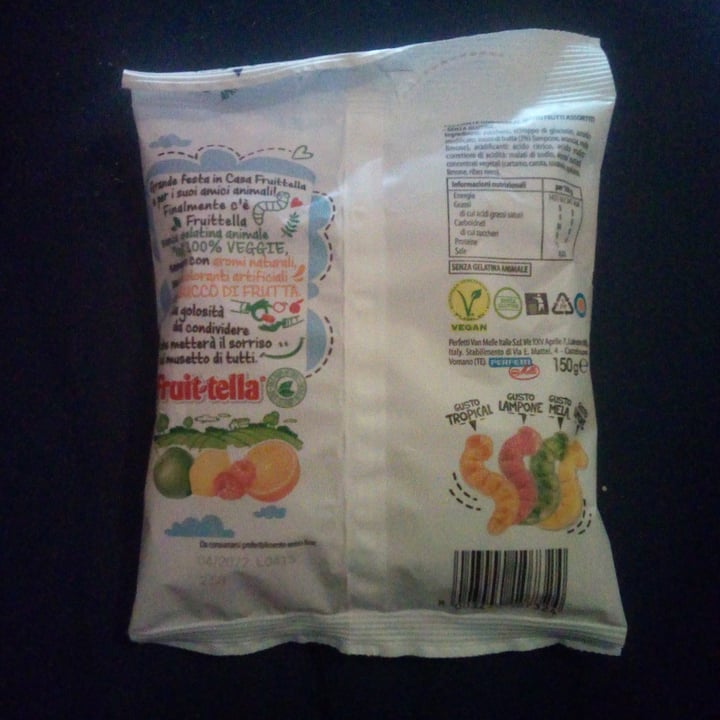 photo of Fruit-tella Bruko Frizz shared by @wanimals on  06 Jul 2021 - review