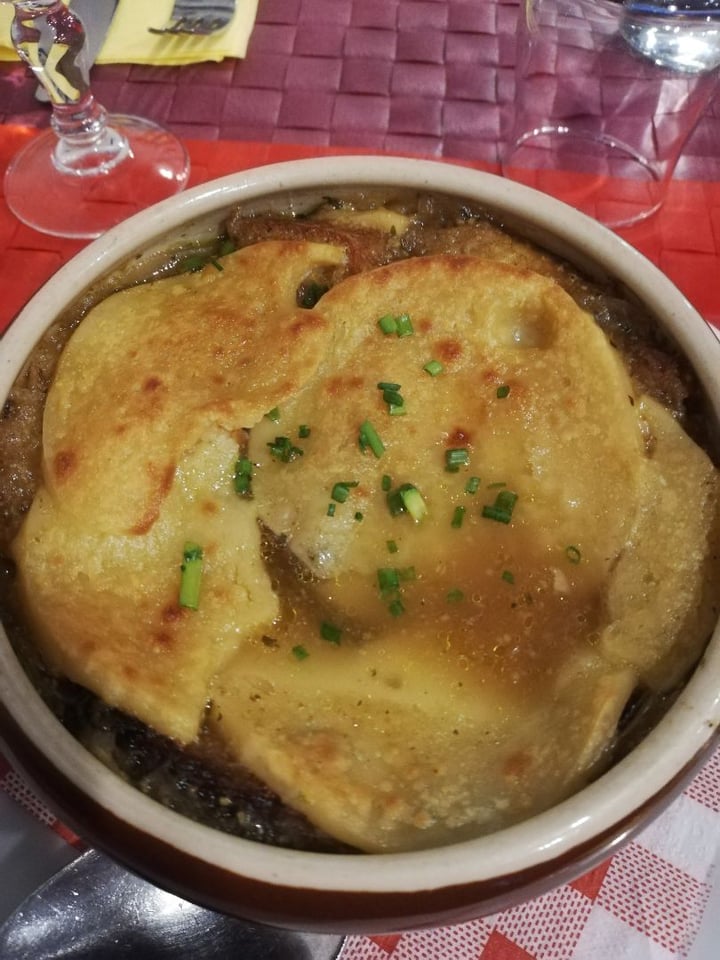 photo of Le Potager du Marais French onion soup shared by @tamittoe on  16 Jan 2020 - review
