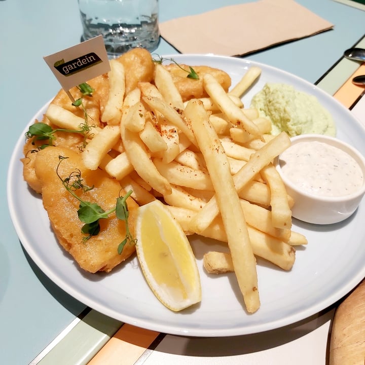 photo of Green Common Singapore Gardein Fish and Chips (Discontinued) shared by @herbimetal on  20 Apr 2021 - review