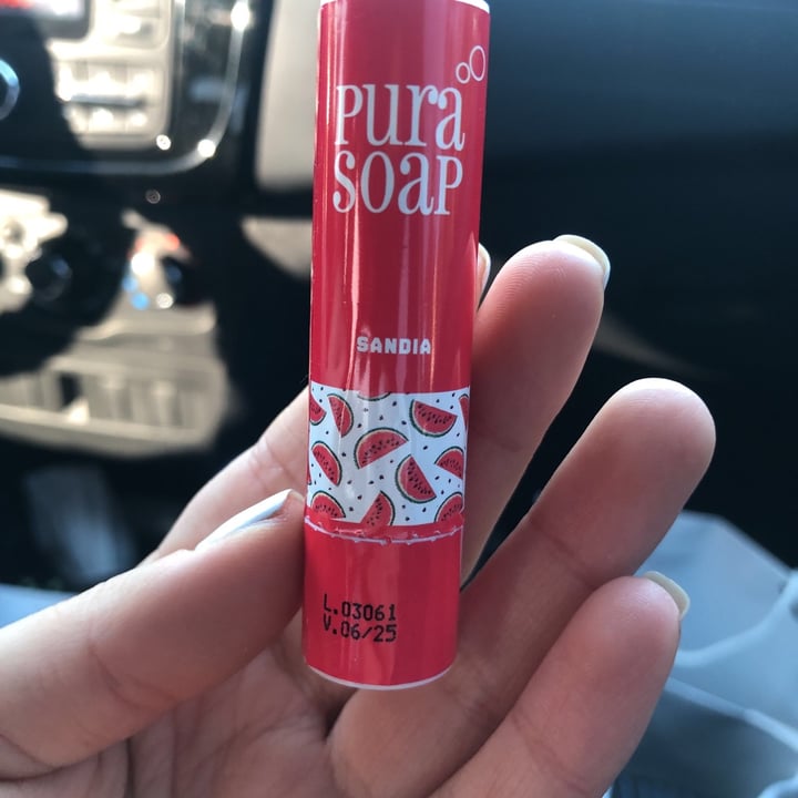 photo of Pura Soap Bálsamo Labial shared by @vcaro on  29 Jul 2021 - review
