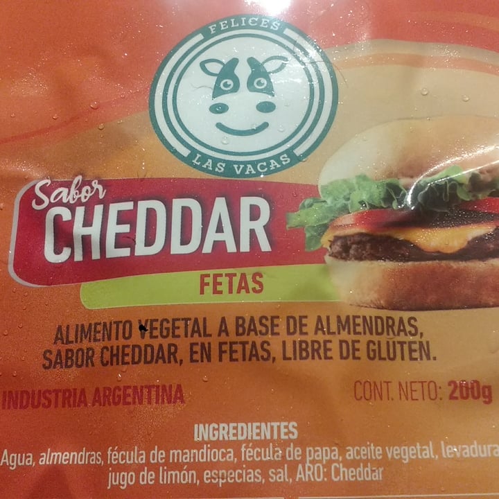 photo of Felices Las Vacas Queso Cheddar en Fetas shared by @aguromeo on  11 Sep 2021 - review