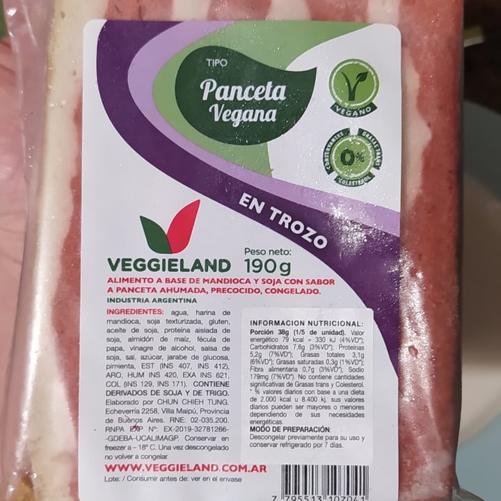 photo of Veggieland Panceta vegana shared by @natuke on  06 Apr 2022 - review