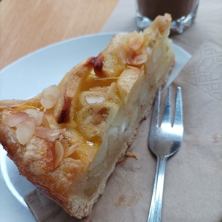 photo of Zeil Kitchen Apfelkuchen shared by @m9v5m on  28 Aug 2022 - review