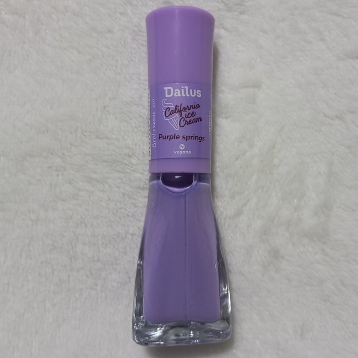 photo of Dailus Esmalte Dailus Purple Springs shared by @anasousa on  15 May 2022 - review