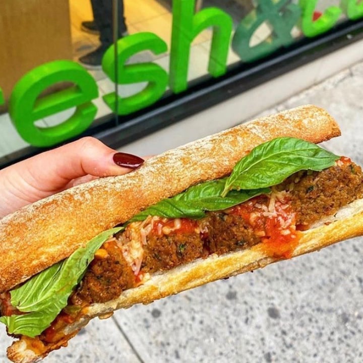 photo of fresh&co Impossible Meatball Sub shared by @tuna on  06 May 2020 - review