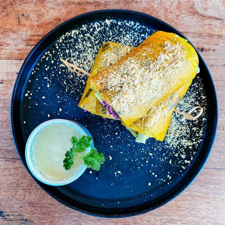 review photo of Manggis in Canggu raw mango wrap shared by @ezgis-essentials on 03 Oct 2020 - review