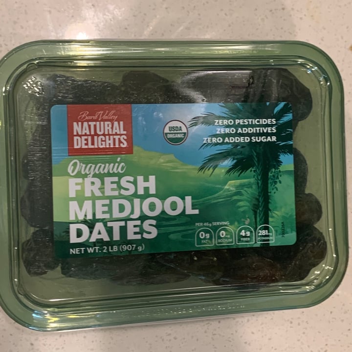 photo of Natural Delights Organic Fresh Medjool Dates shared by @racheliholstein on  17 Jul 2020 - review