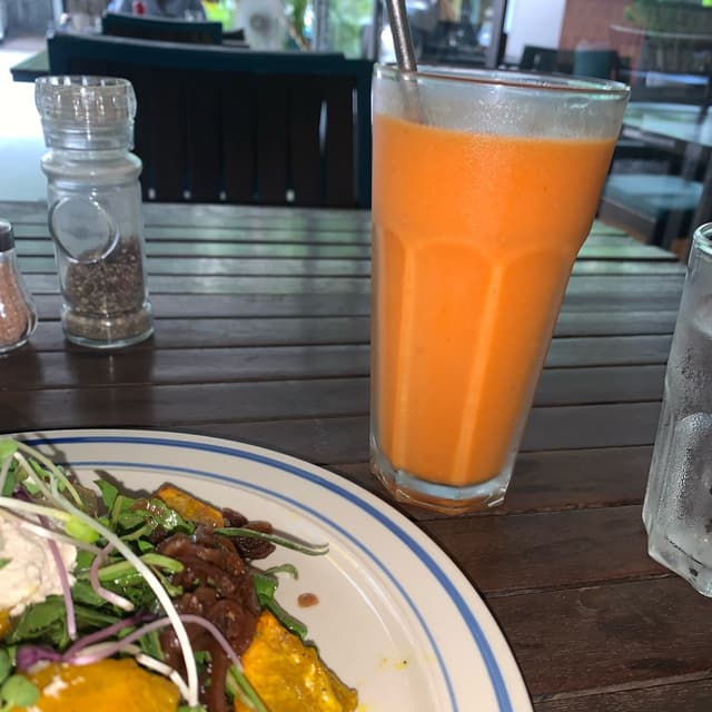 Photo of the dish “Yellow Boost Smoothie”