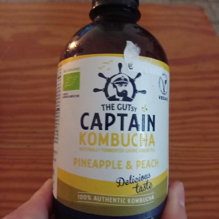 photo of The Gutsy Captain Kombucha pineapple & peach shared by @silvegan96 on  07 Apr 2022 - review