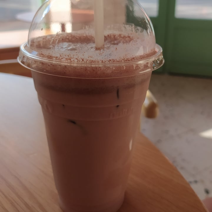 photo of Tolstoy - Plant-Based Eatery Cocoa Iced Latte shared by @ayralotti on  13 Aug 2022 - review