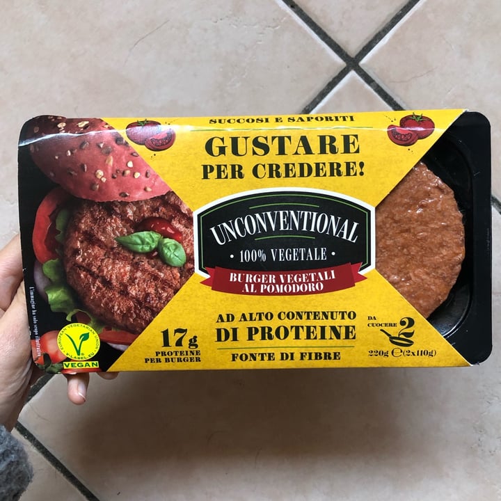 review photo of Unconventional Burger Vegetale Al Pomodoro - Tomato Burger shared by @irenerass on 23 Nov 2022 - review