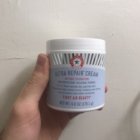 First Aid Beauty Ultra Repair Cream Intense Hydration - Worth the