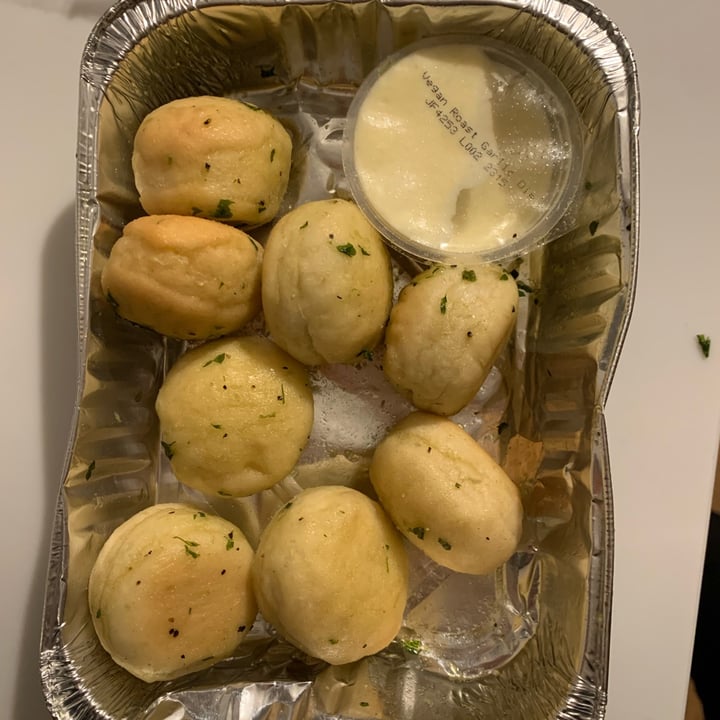 photo of Wicked Garlic Dough Balls shared by @lamaryvegana on  01 Dec 2022 - review