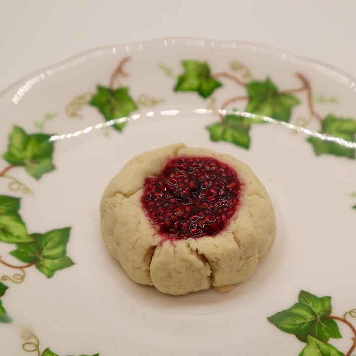 photo of Bliss Café (Online orders Only) Shortbread Thumbprint With Crab-Raspberry Jam shared by @kaylabear on  09 Dec 2020 - review