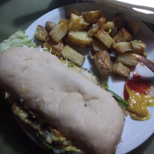 Photo of the dish “Sandwich De Lomito Gourmet”