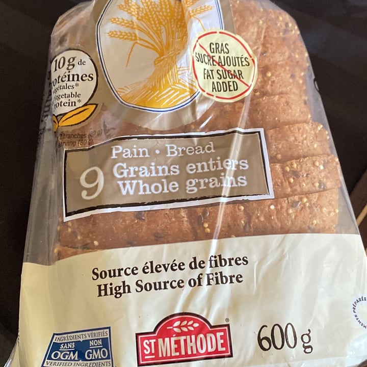 photo of Les grains st-methode 9 Grains Bread shared by @veganchaima on  23 Sep 2022 - review