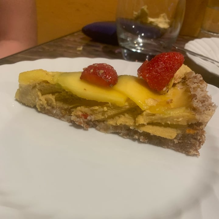 review photo of Fonderia Gastro Bistrot dolce crudista mango e crema di anacardi shared by @martimem on 18 Jun 2022 - review