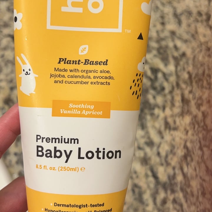 review photo of Hello Bello Premium Baby Lotion shared by @fariaanninha on 21 Apr 2022 - review