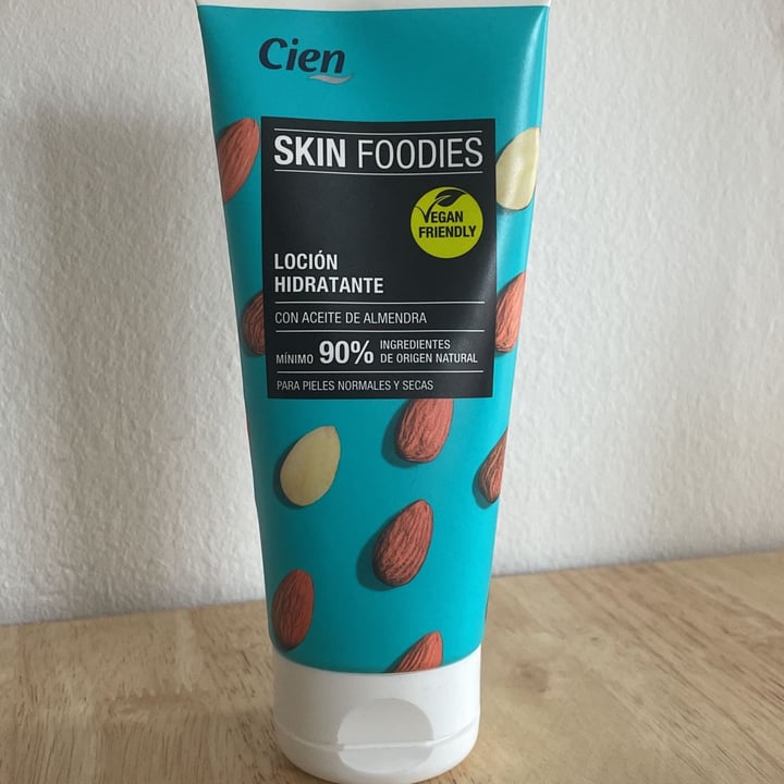 review photo of Cien Locion Hidratante shared by @cultre on 24 Mar 2022 - review