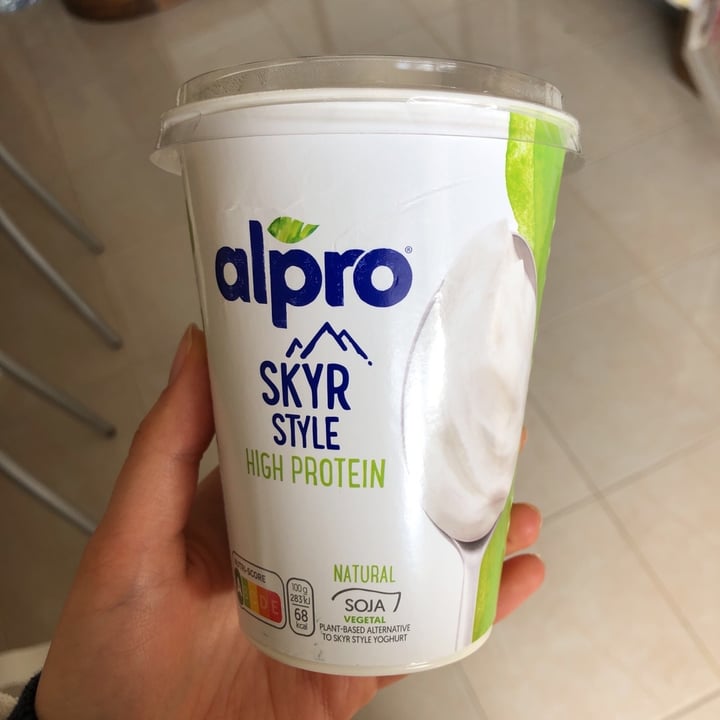 photo of Alpro Greek Style Plain Yogurt shared by @anabeatriz on  28 Mar 2020 - review